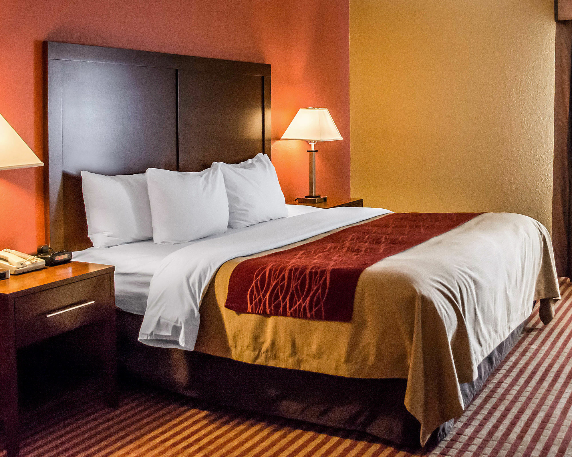 Comfort Inn & Suites Cincinnati Eastgate Exterior photo